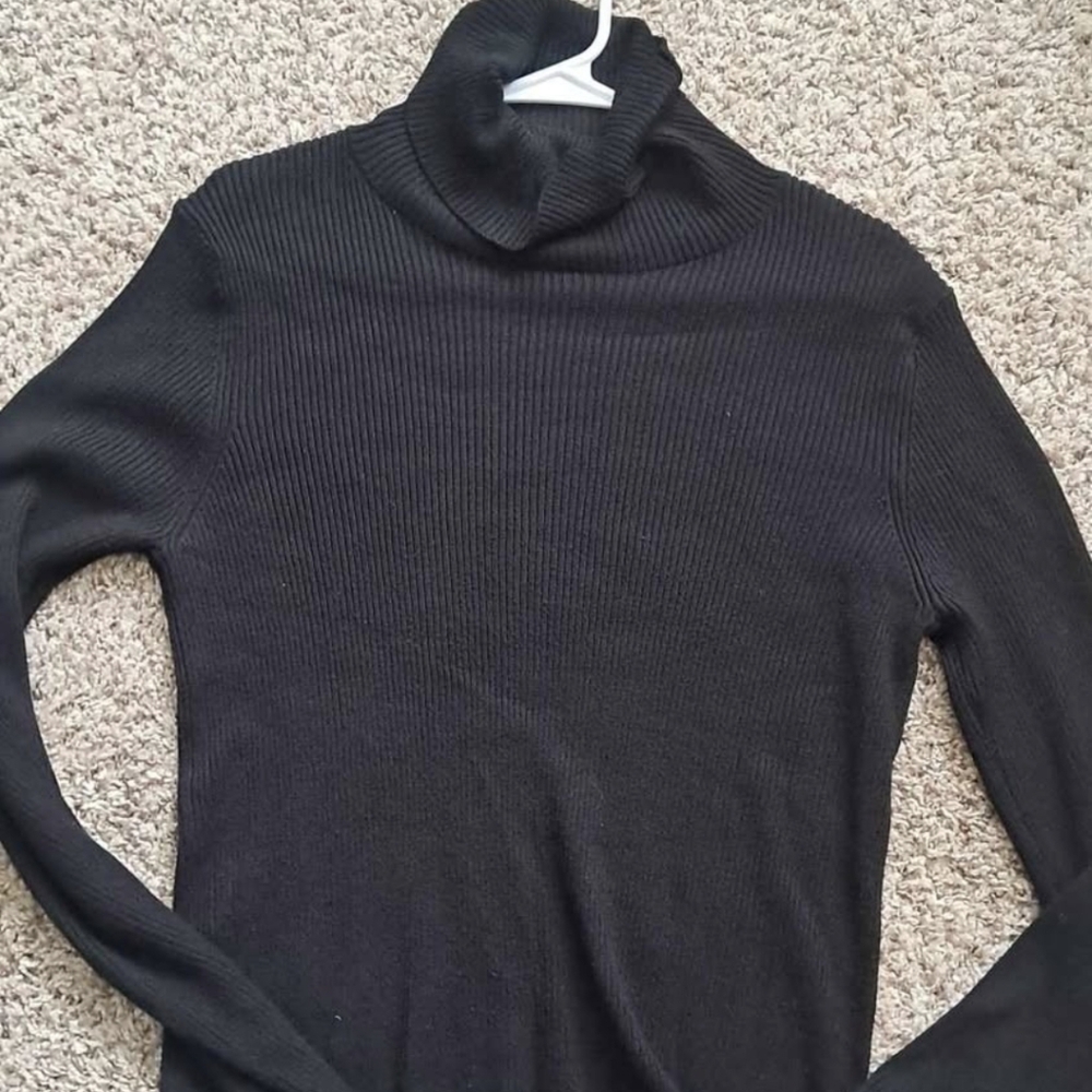 3 Womens Tops - Picture 3 of 3